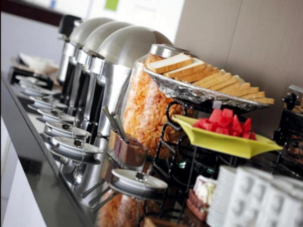 Amaris Hotel Cilegon Luaran gambar